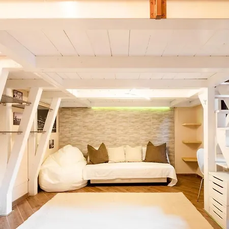 Apartmán Piazza Seminario Charming Loft Asti