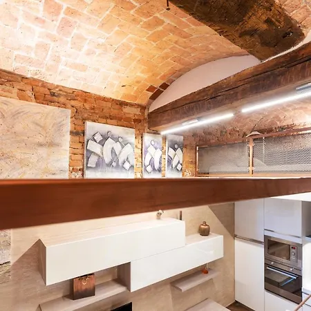 Piazza Seminario Charming Loft Apartmán